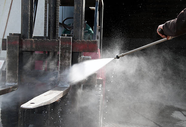 Best Best Pressure Washing Companies  in North Lima, OH